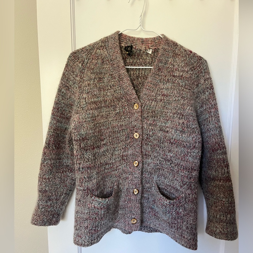 100% wool vintage cardigan